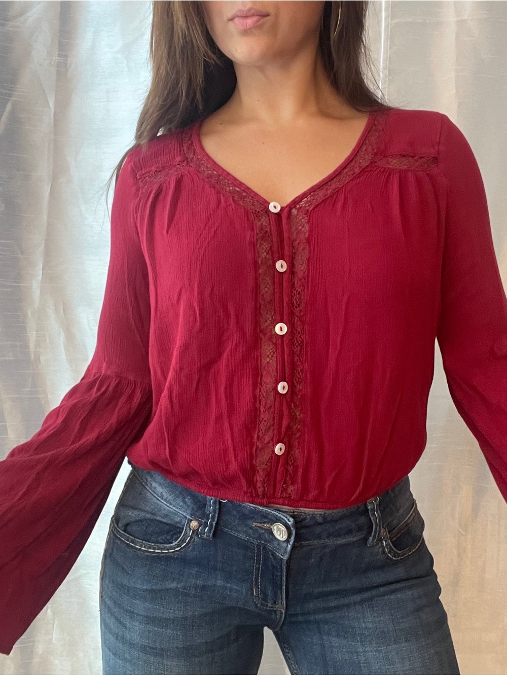 Hollister Bell Sleeve Blouse Women's Small Red Lace Trim Peasant Top Boho Fall